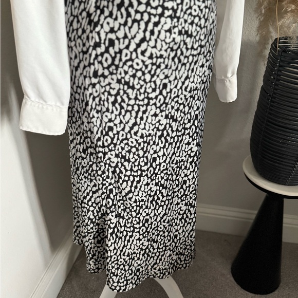 Satin Skirt - Picture 2 of 4